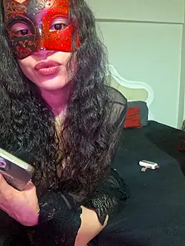 Snapshot of deva-sexy chatting on May 2026 11:48:02 PM deva-sexy online show from May 2026 11:48:02 PM