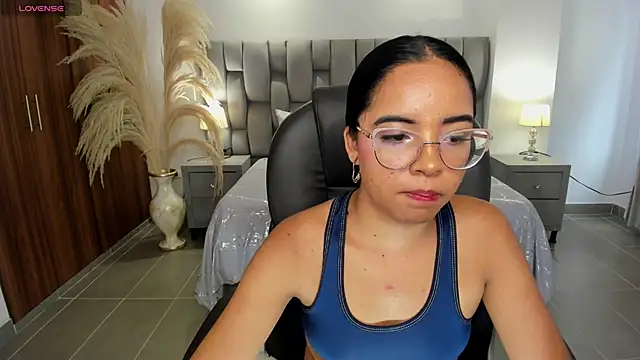 alana martiins online show from June 2026 06:38:02 PM