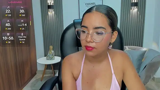 alana martiins online show from May 2026 08:08:01 PM