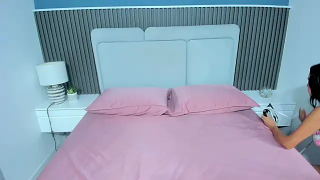 Miia cute18 online show from January 2026 12:12:02 PM