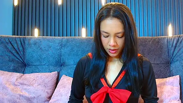 brunette candyy  online show from March 2026 01:22:01 PM