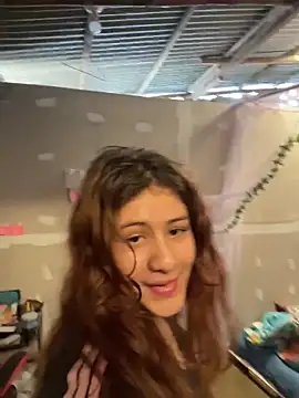 dakota021 online show from April 2026 06:03:01 PM