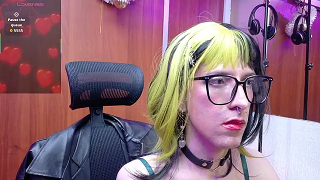 Asami y online show from December 2025 04:49:02 AM