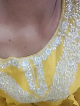 Sizzling Quinn online show from April 2026 05:15:02 PM