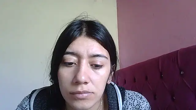 TaylorLove- online show from December 2025 01:02:02 PM