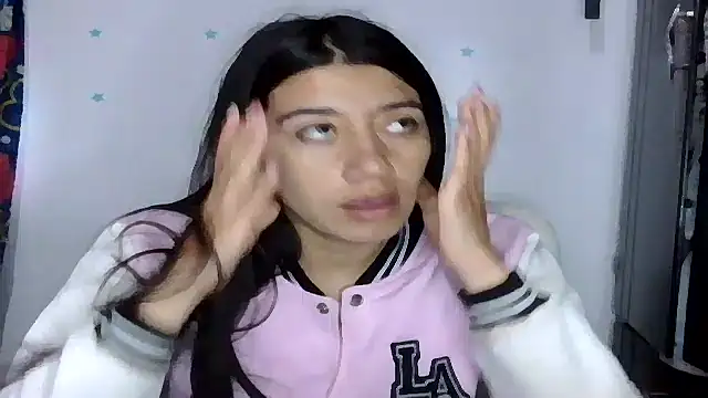 TaylorLove- online show from November 2025 09:59:02 PM