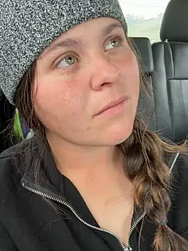 WattledFourth online show from December 2025 08:25:01 PM