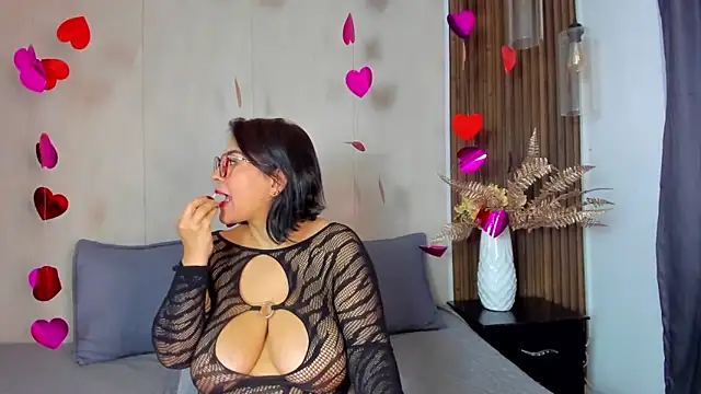 Meggan Moree online show from February 2026 06:30:02 PM