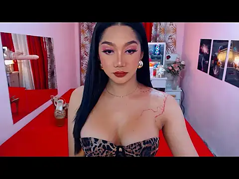 UrScreenGoddess online show from June 2026 12:15:01 AM