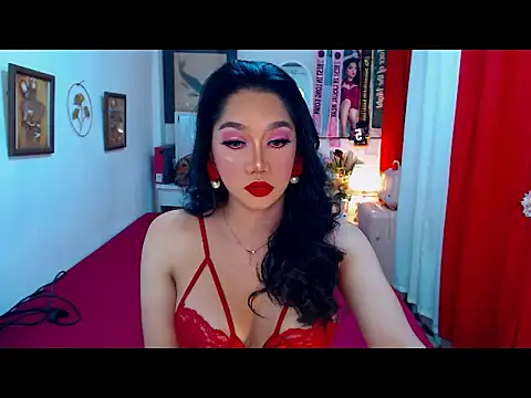 Snapshot of UrScreenGoddess chatting on December 2025 06:14:01 AM UrScreenGoddess online show from December 2025 06:14:01 AM