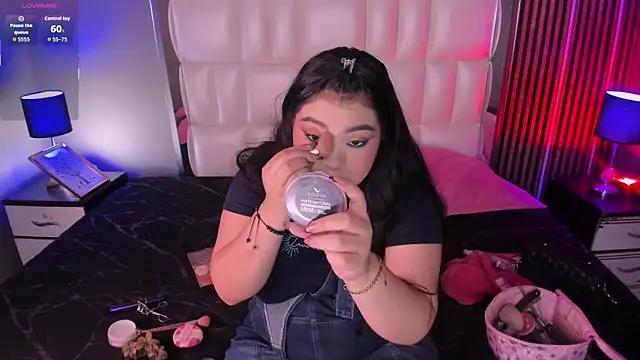 xCharlotte 20 online show from February 2026 08:18:01 PM