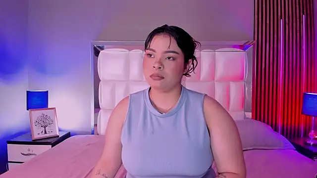 xCharlotte 20 online show from February 2026 08:05:02 PM