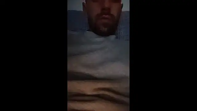 Elchicomalo29 online show from January 2026 10:13:01 PM