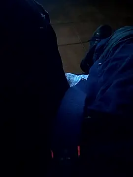 Elchicomalo29 online show from January 2026 04:27:01 AM