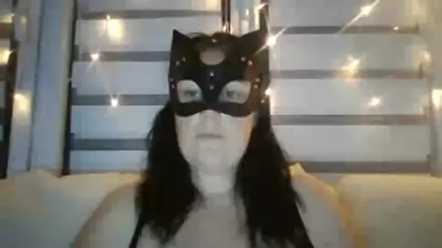Snapshot of bellavelours chatting on June 2026 08:25:02 PM bellavelours online show from June 2026 08:25:02 PM