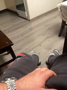 DutchMiracle26 online show from November 2025 12:44:01 AM