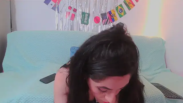 Erzsi-Moon online show from March 2026 02:29:01 PM