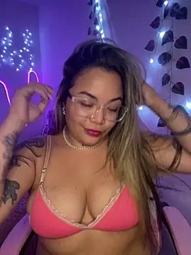 Lindalatina2001 online show from March 2026 02:00:02 AM