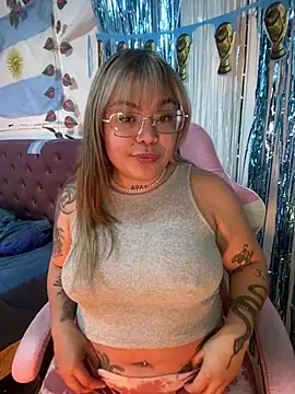Lindalatina2001 online show from July 2026 03:51:02 AM