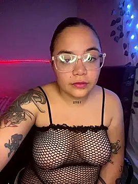 Snapshot of Lindalatina2001 chatting on January 2026 11:41:02 PM Lindalatina2001 online show from January 2026 11:41:02 PM