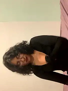 Snapshot of Arely-L1 chatting on January 2026 05:36:02 AM Arely-L1 online show from January 2026 05:36:02 AM