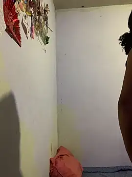 Snapshot of Arely-L1 chatting on February 2026 06:24:01 AM Arely-L1 online show from February 2026 06:24:01 AM