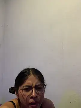 Snapshot of Arely-L1 chatting on March 2026 03:24:01 AM Arely-L1 online show from March 2026 03:24:01 AM