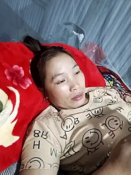 Evelyn-n online show from December 2025 12:37:01 PM