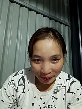 Evelyn-n online show from December 2025 12:39:01 PM