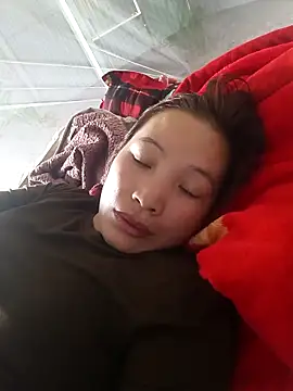 Evelyn-n online show from December 2025 06:07:02 AM