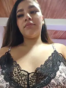 Julia-Blair online show from December 2025 05:48:01 PM