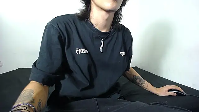 Slashot33 online show from February 2026 05:21:01 AM