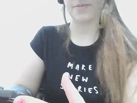 Darkytah online show from December 2025 03:49:02 AM