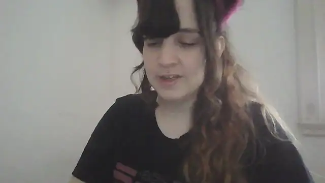 Darkytah online show from December 2025 01:03:02 PM