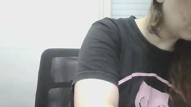 Darkytah online show from January 2026 07:52:02 PM