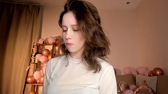 LachelleFrommer online show from February 2026 01:17:02 AM