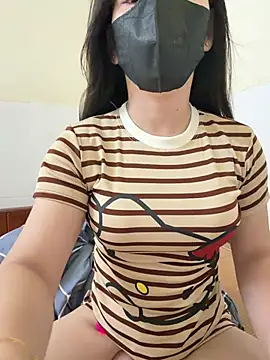 MintShow18 online show from April 2026 04:48:01 AM