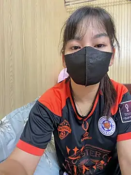 MintShow18 online show from May 2026 12:05:01 PM