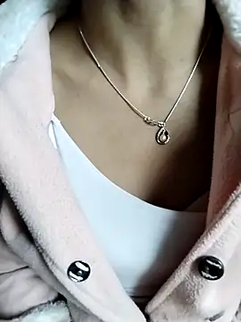 iam-eli online show from December 2025 12:47:02 AM