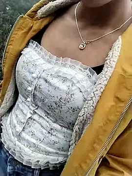 iam-eli online show from February 2026 01:49:02 AM