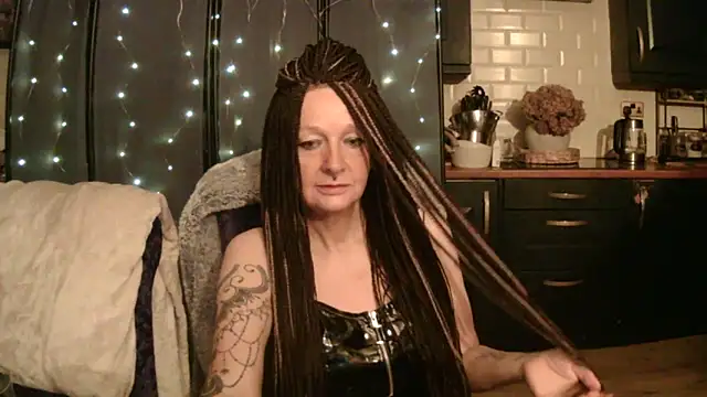 pixxiexo online show from February 2026 11:57:01 PM