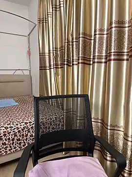 A-ZJunn online show from March 2026 12:40:02 PM