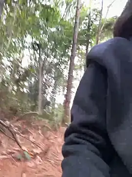 Snapshot of A-ZJunn chatting on February 2026 06:41:02 AM A-ZJunn online show from February 2026 06:41:02 AM