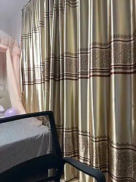 A-ZJunn online show from April 2026 12:56:02 PM