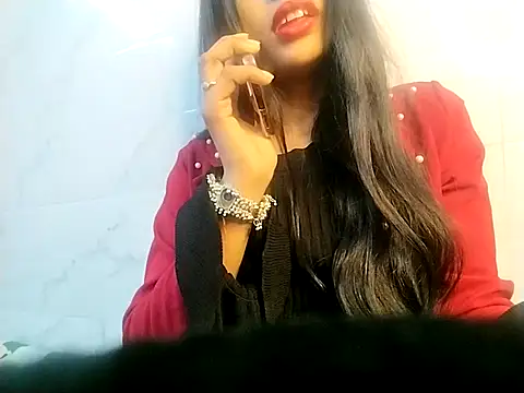 Parimodel19 online show from December 2025 07:01:01 PM