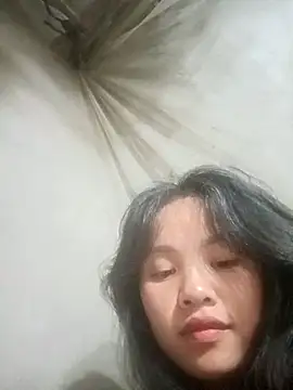 Pretty-haert online show from December 2025 02:52:01 PM