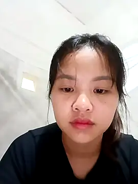 Pretty-haert online show from March 2026 12:45:01 AM