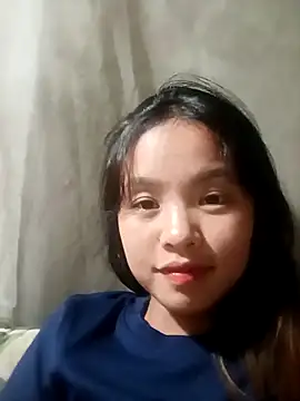 Pretty-haert online show from December 2025 01:15:01 PM