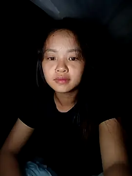 Snapshot of Pretty-haert chatting on December 2025 07:24:01 PM Pretty-haert online show from December 2025 07:24:01 PM