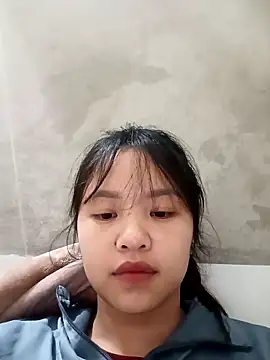 Pretty-haert online show from April 2026 12:26:02 AM